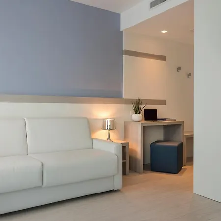 Hotel Delle Rose 4*
