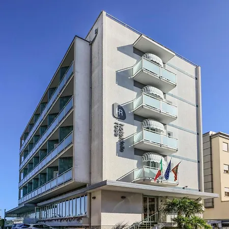 Delle Rose Hotel 4*
